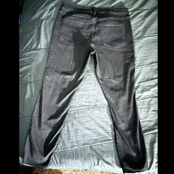 2 For Price of 1🔥! Super Skinny Rockstar Jeans NWOT - Picture 9 of 9